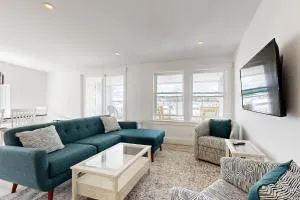 Sunset Sanctuary - Hendricks Harbor