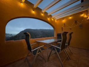 Montecala 3-bedroom apartment with spectacular views and pools