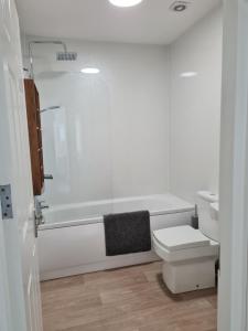 Yorkshire Rose - 2 bed apartment sleeps 6