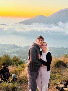 Jeepsunrise & treking mount batur