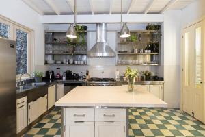 The Orange Room at Casa AcoModo