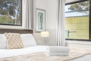 Renovated Townhouse Close to the CBD and Schools - Hosted by Canstay