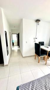 Apartamento amoblado cerca al mar