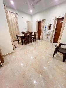 Shri Ram Paying Guest House 3 BHK