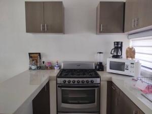 Bonita casa amueblada