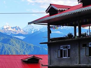 Hotel Red Cherry Pelling