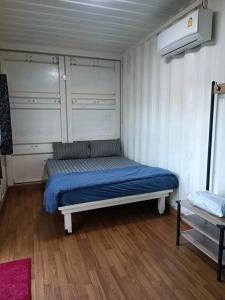 หนึ่งหกแปดConnerแอดเขาใหญ่