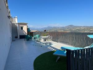 Bas de Villa 2P, Grande Terrasse, Vue mer, Plage à 15mn