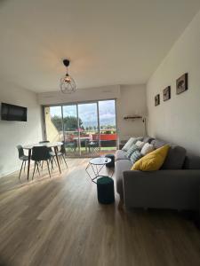 Appartement centre-ville Saint-Lary vue montagne