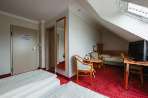 Triple Room room in Hotel Mirage