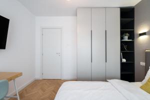 Majestic Downtown Apartment