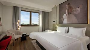 Superior Triple Room room in 88 Rooms Hotel