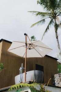 Rimbun Farm Cabin & Camp