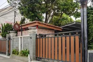 Calma Coliving at Bintaro, Tangerang Selatan - Mencil