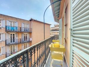 Nestor&Jeeves - PALAIS DU PORT - Balcony - Port Place du Pin