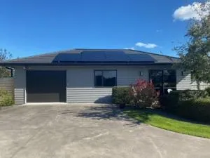 Magnolia Lane 2 bdrm, 4 bed, Guest House - Ngaere