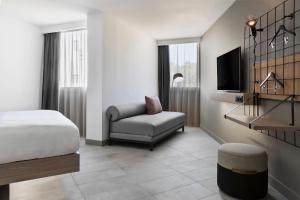 Hotels Moxy La Ciotat : photos des chambres