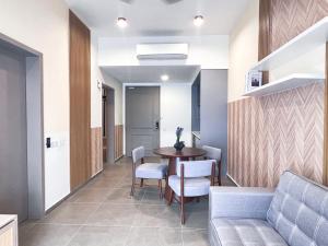 Mossaz by Just Stay Damansara Perdana