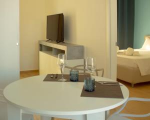 SUNSHINE LUXURY APARTMENTS - Private Pool and Beach - Policoro Lido