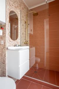 The charming Republic Place