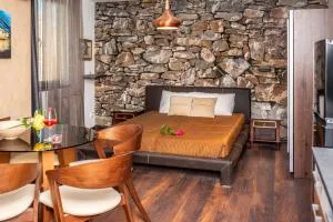 Enika Hotel - Krŭstets