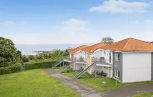 2 Bedroom Amazing Apartment In Gudhjem - Gammelvælde