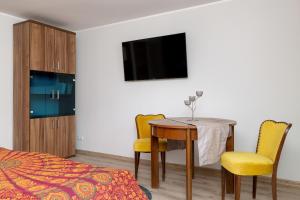 Apartament w Centrum Bytomia by Noclegi Renters