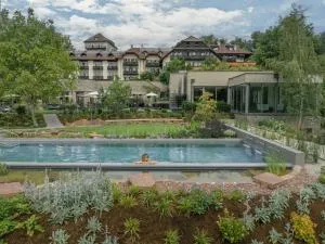 Hotel Bemelmans-Post - Ritten