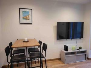 Appartements Charmant Studio au coeur de la ville : photos des chambres