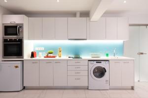 Cute and Convenient Studio in Athens Center