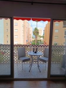 La Llar45 , Relájate junto al mar