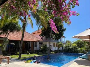 Fish in Air Tulamben Dive Resort - كوبو