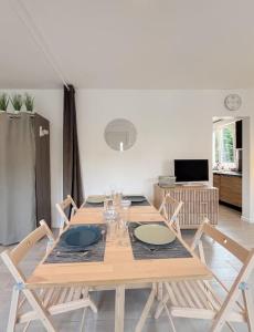 Le cocon, studio de 30m2 avec jardin et parking privatifs près de paris et Disney