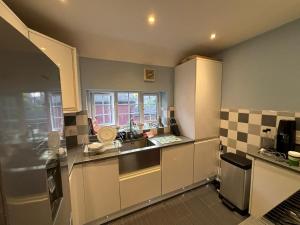 Cosy Shared Flat - Self Check-In, Free Street Parking