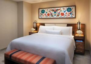 Family Fun by Sea of Cortez in this resort 2BD condo with resort amenities pool, spa, kids club