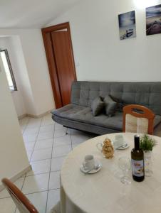 Apartment in Pisak with sea view, balcony, air conditioning, Wi-Fi (4871-4)