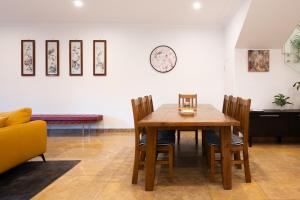 Spacious Luxury Home Near Sydney Airport, CBD & Beaches