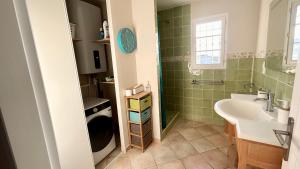 Appartements 2 hebergements - 10 couchages - parking, piscine, jacuzzi - convivialite : photos des chambres