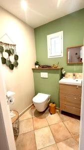 Appartements 2 hebergements - 10 couchages - parking, piscine, jacuzzi - convivialite : Appartement