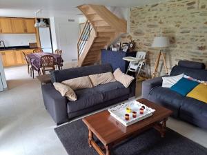 Maisons de vacances Maison de pecheur restauree 2022 a 800 m de la plage, GR34 : photos des chambres