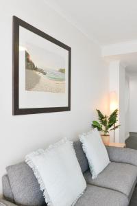 Stunning Apartment With High-Level Views