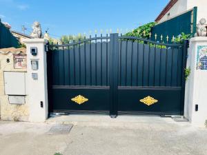 Appartements Studio Soleil - Piscine, Parking, Jardin, Calme, Wifi, 2 personnes : photos des chambres