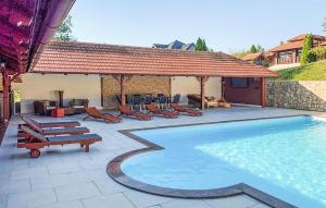 Lovely Home In Gornja Kovacica