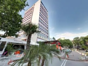 莱比锡酒店 - 普罗夫迪夫