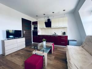 EASY RENT- Wyszyńskiego, Centrum 24h Check-in