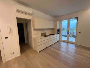 Villa Ippolita - 2 Bedrooms Apartment with Exclusive Garden