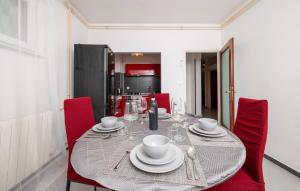 Awesome Apartment In Pula With Wifi