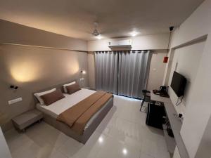 Hamlet Studio Apt, Baner Pune 601