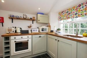 Finest Retreats - Old Lanvean Cottage