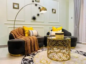 Alsander Homes Cherry - Kasiyirize